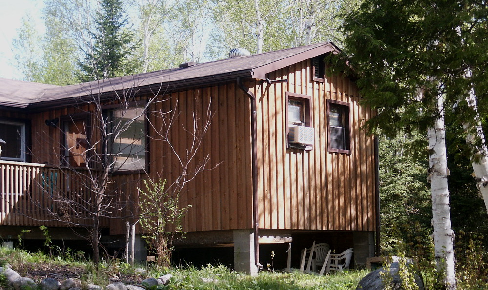 Photo of house in which Papa Zesser grew up circa 2005.